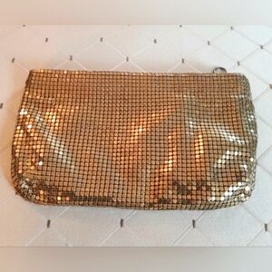 GOLD  MESH/CHAINMAIL PURSE